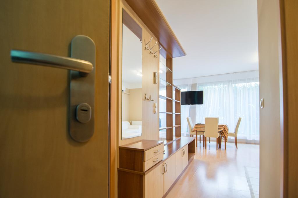 Center Haz Apartman Budapest Luaran gambar